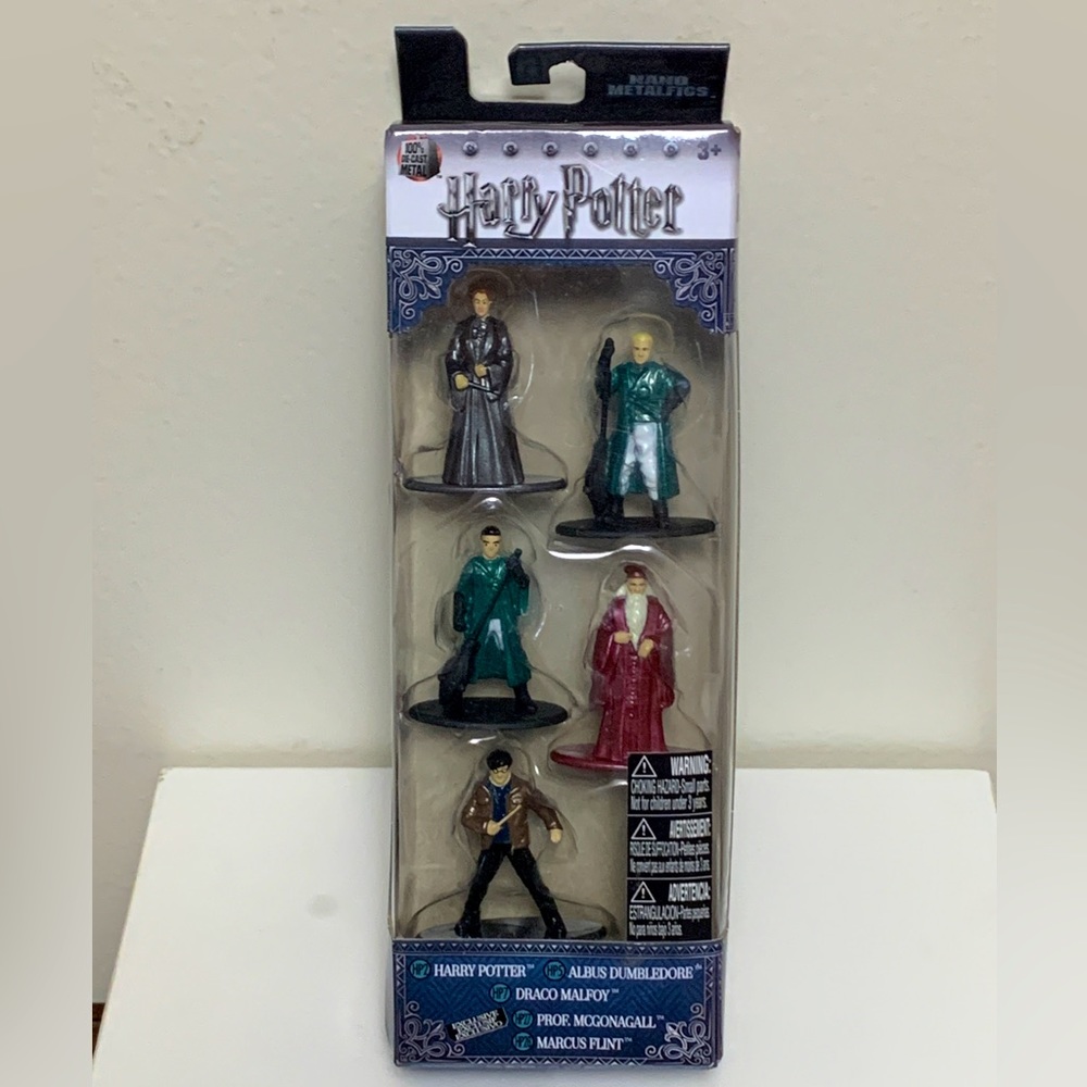 HARRY POTTER Nano Metalfigs Die-Cast Mini-Figures with 2-Exclusive Characters